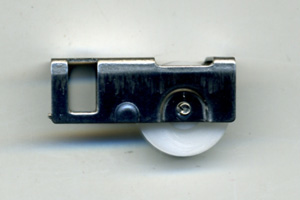 戸車　3K1074-00　1ヶ入　キッチン、ランマ用(内障子用)　戸車径:16.6mm