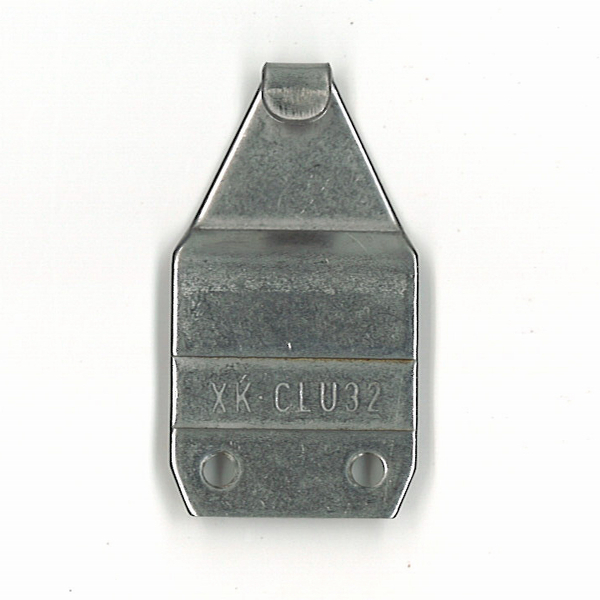 住宅用クレセント受け　刻印 : XK-CLU32　ビスピッチ:15mm　A8CLU32