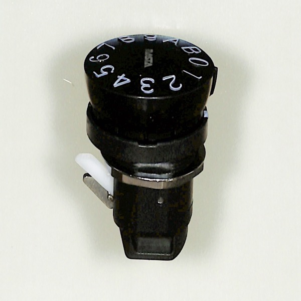 ナスタ　静音大型ダイヤル錠　横開きタイプ用(錠前型式:タテ)　SPK-11N-T　(PJ-57)