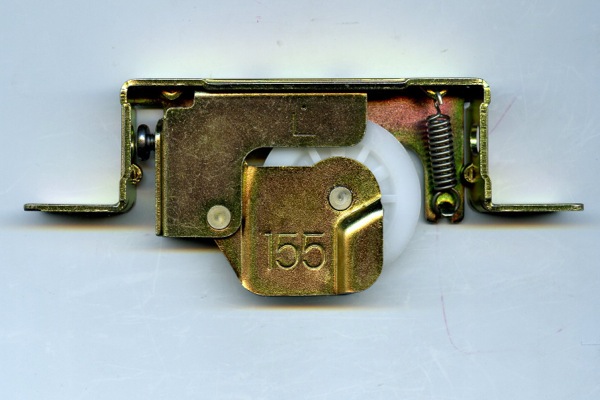 ビル用起倒式戸車　1ヶ入　 戸車径:36mm　内障子用　(日軽コード : LC155L)　SVW176LS01