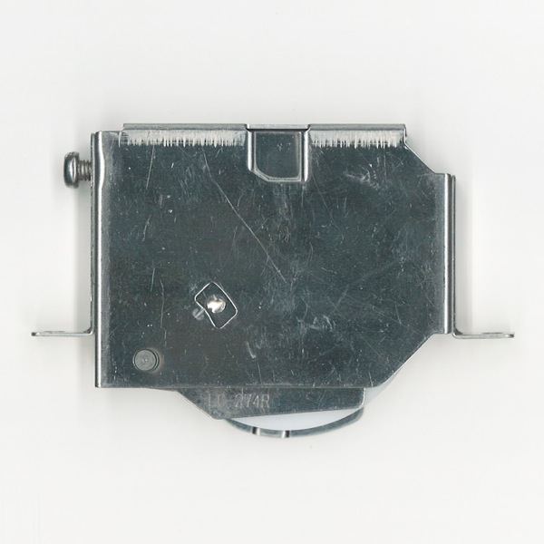 ビル用調整戸車　戸車径:60mm　(R)　( 日軽番号 : LC274R )　SVW219RS01