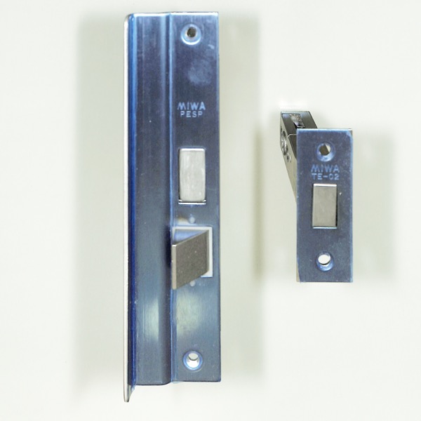 錠ケースセット　YS3K-13058A　MIWA製　刻印 : 主錠:PESP 、補助錠:TE-02